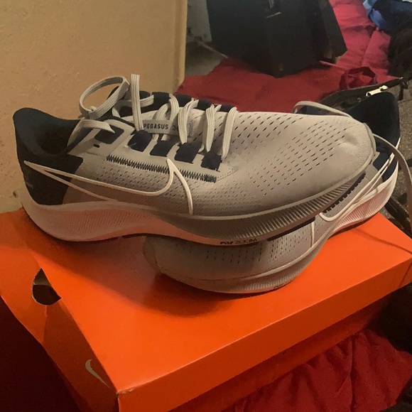 Cowboy Nike shoes - Picture 1 of 4